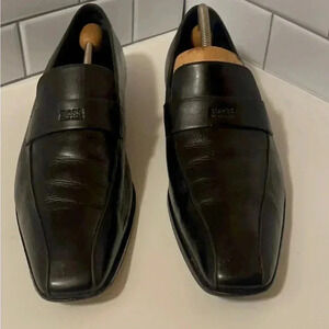 Boss Hougo men classic, very chic shoes